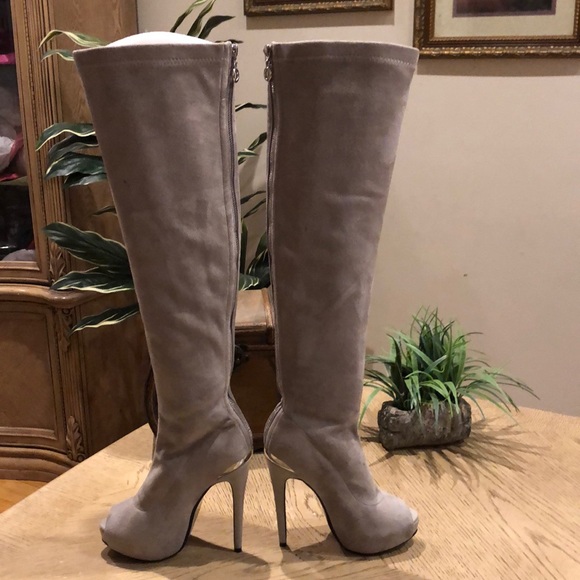 Luichiny Women's Case Closed Snow Boot - Picture 13 of 15